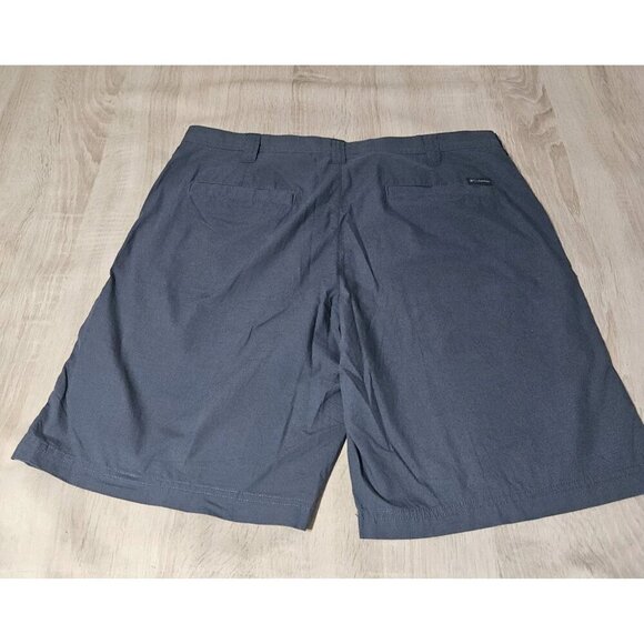 Columbia Womens Size 36W Us 10 Blue Flat Front Chino Shorts Gorpcore Hiking Golf - Picture 2 of 7